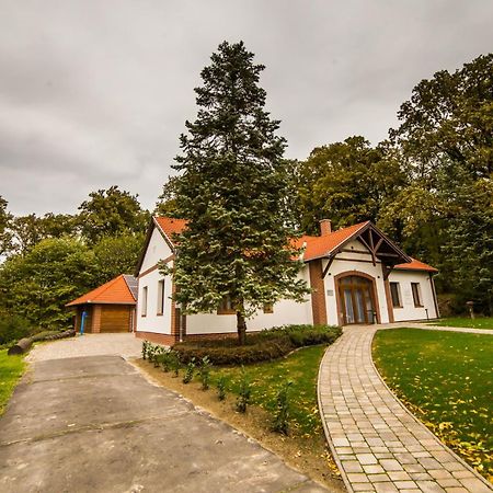 Haracsi Vendeghaz Hotel Zselickisfalud Luaran gambar